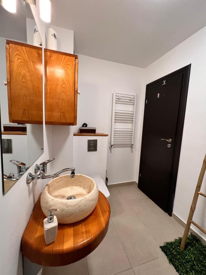 Coresi Bright Apartment Brașov